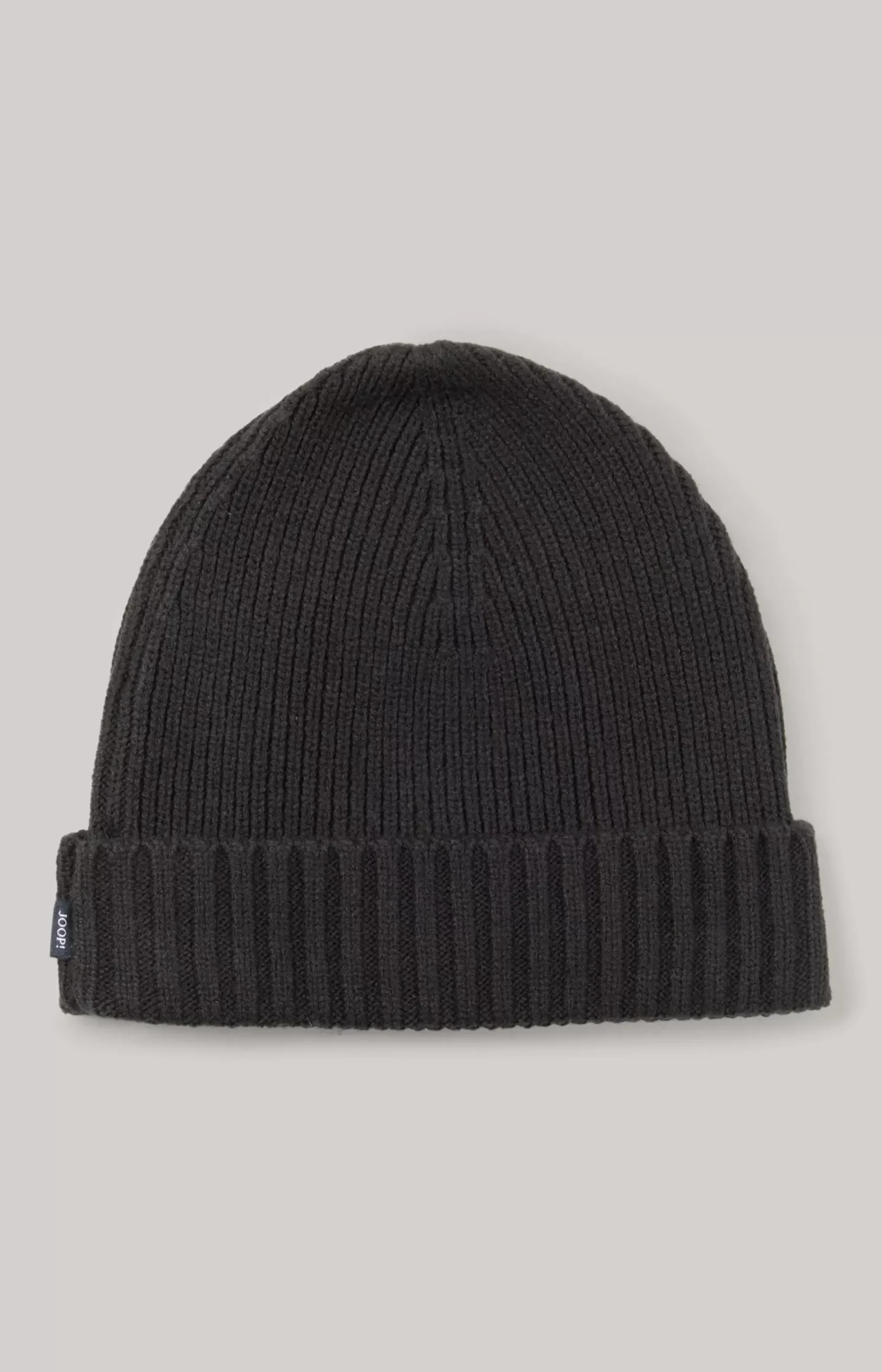 Francis Knitted Beanie in Black