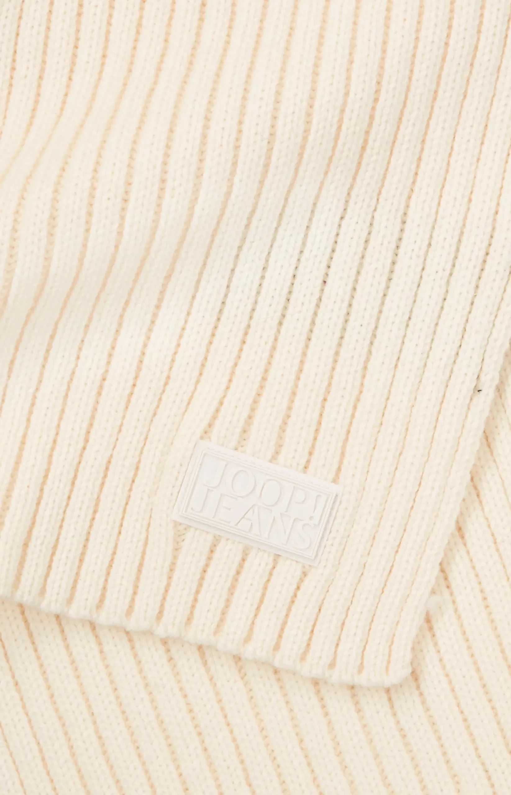Francis Knitted Scarf in Off-white