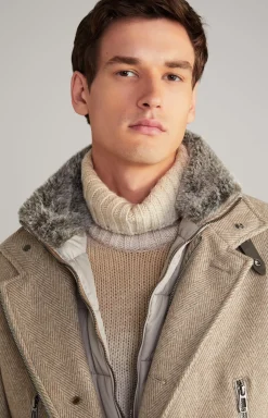 Gary Coat in a Light Brown Pattern