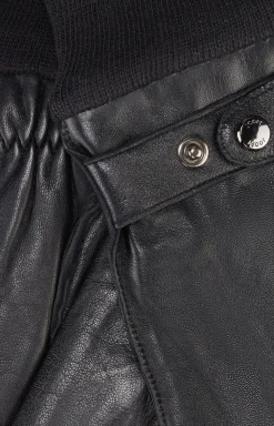 Gloves in Black