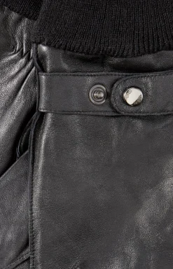 Gloves in Black