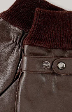Gloves in Dark Brown