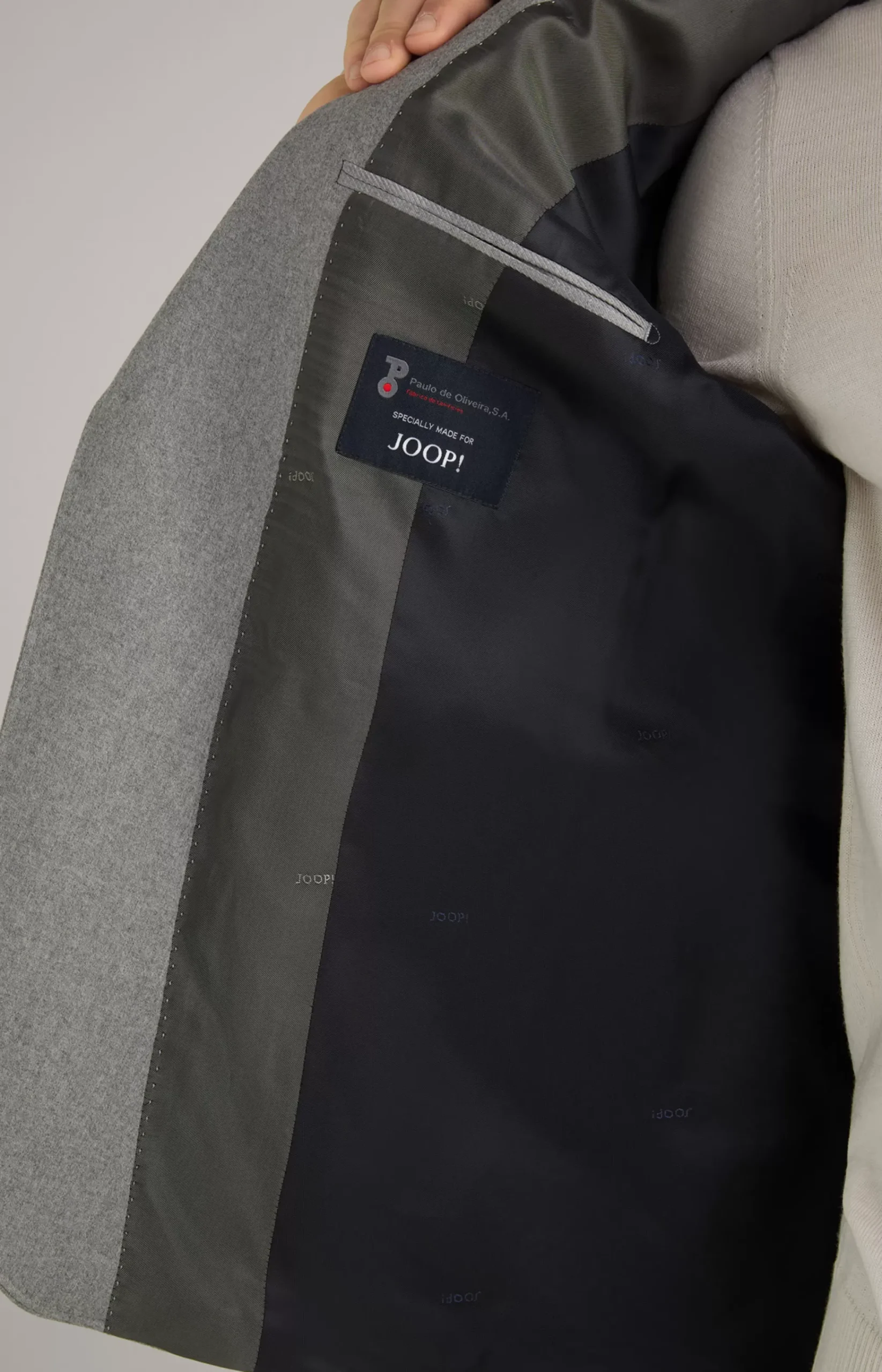 Haspar-Bloom Suit in Flecked Grey
