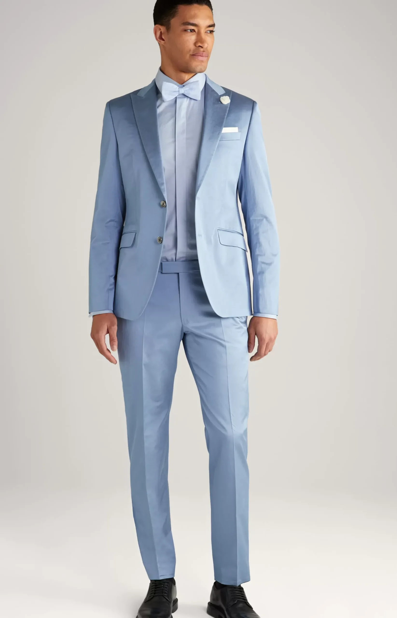 Hawker-Blayr Suit in Light Blue