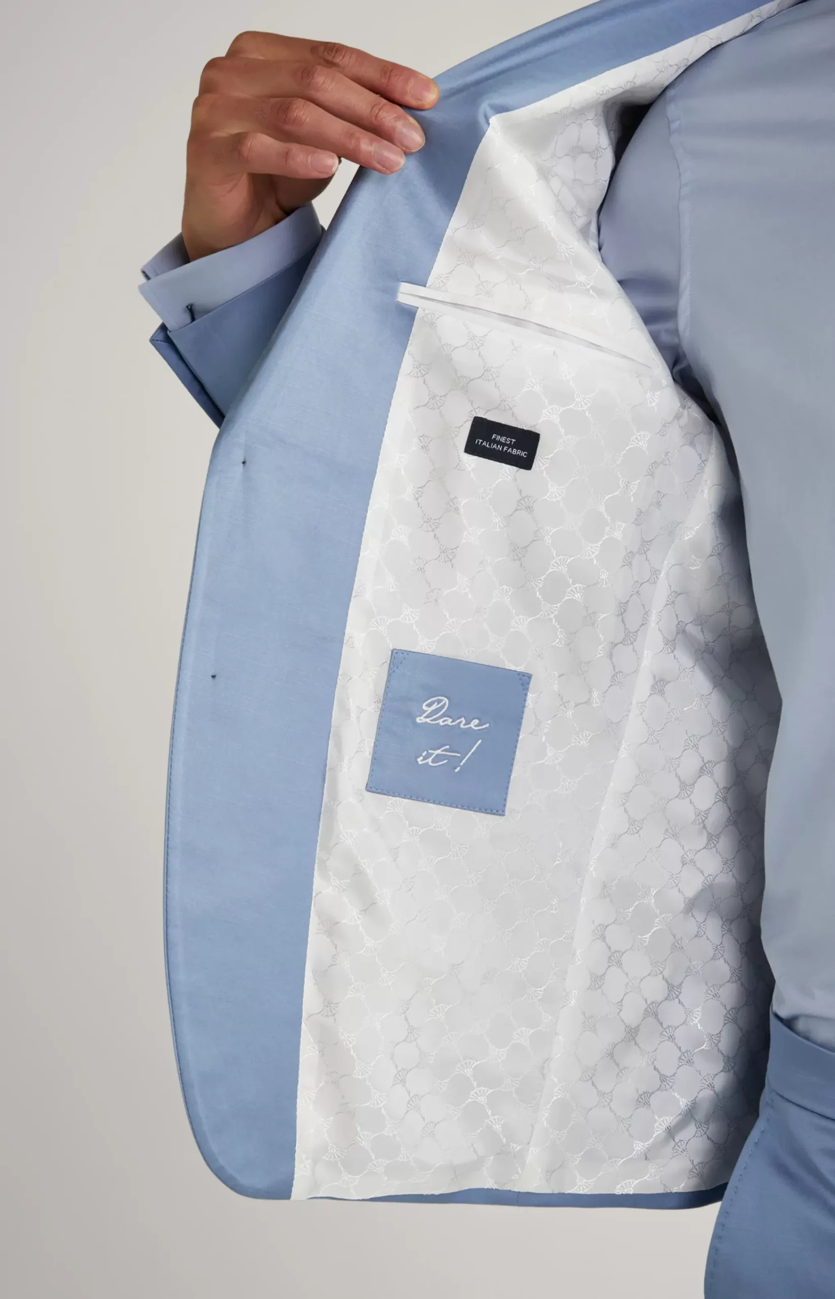 Hawker-Blayr Suit in Light Blue