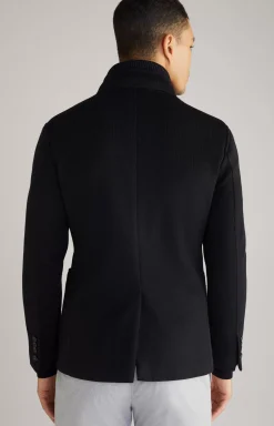 Hectar Jacket in Black