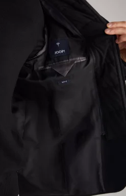 Hectar Jacket in Black
