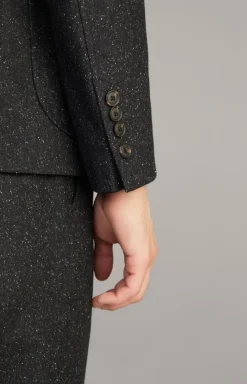 Hectar Jacket in Mottled Black