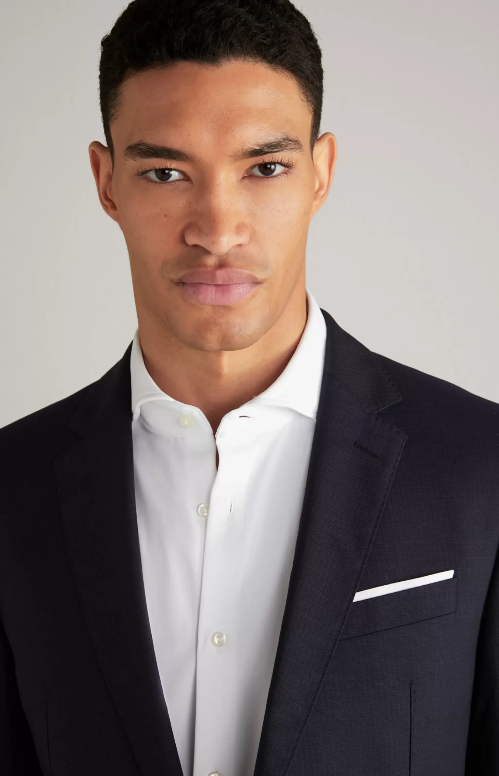 Herby Blayr Virgin Wool Suit in Dark Blue