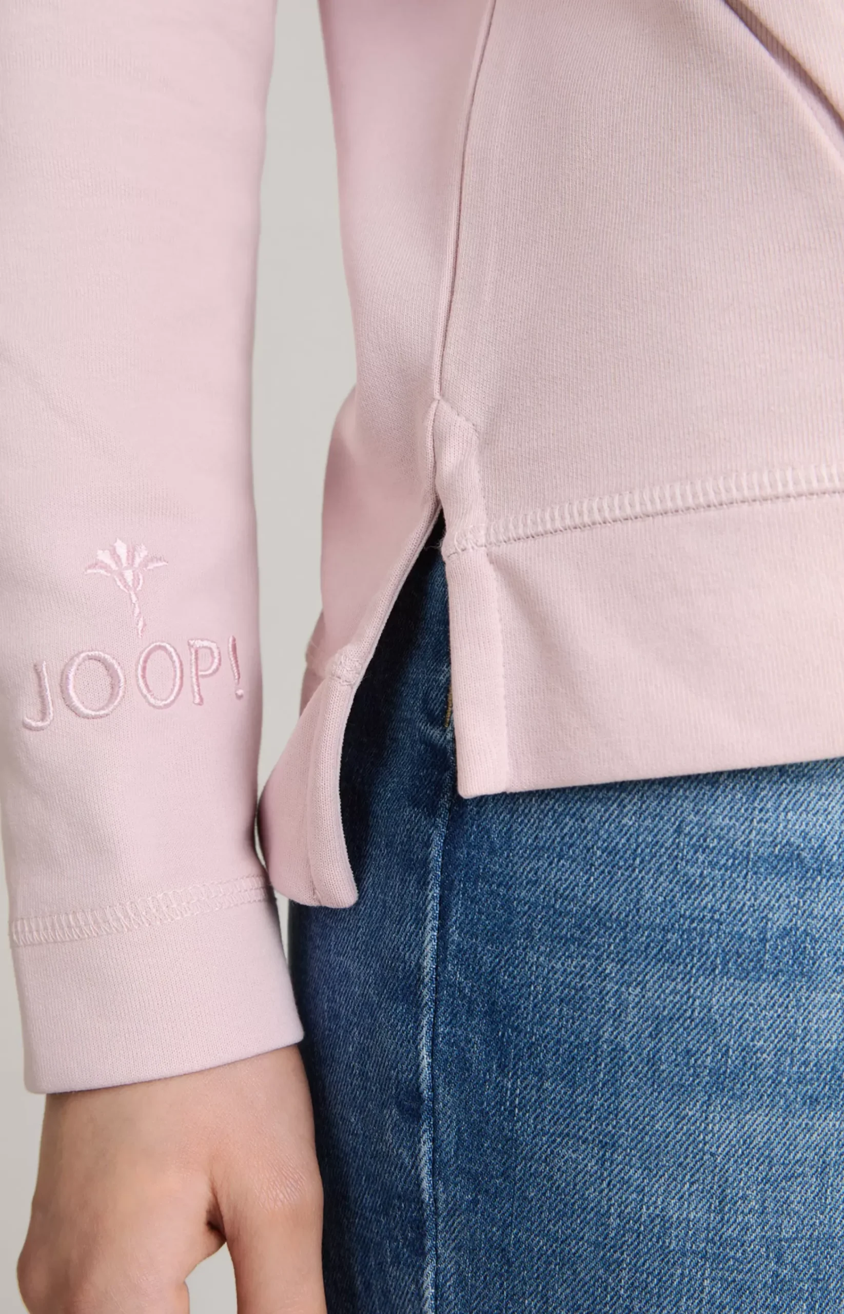 Hoodie in Light Pink