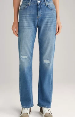 Jeans in a Denim Blue Washed Look