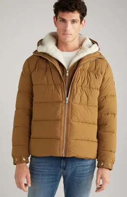 Jhonis Quilted Jacket in Brown