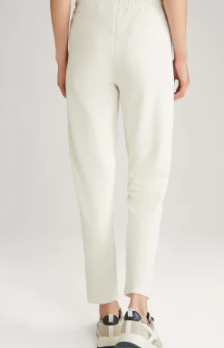 Jogging Pants in Cream