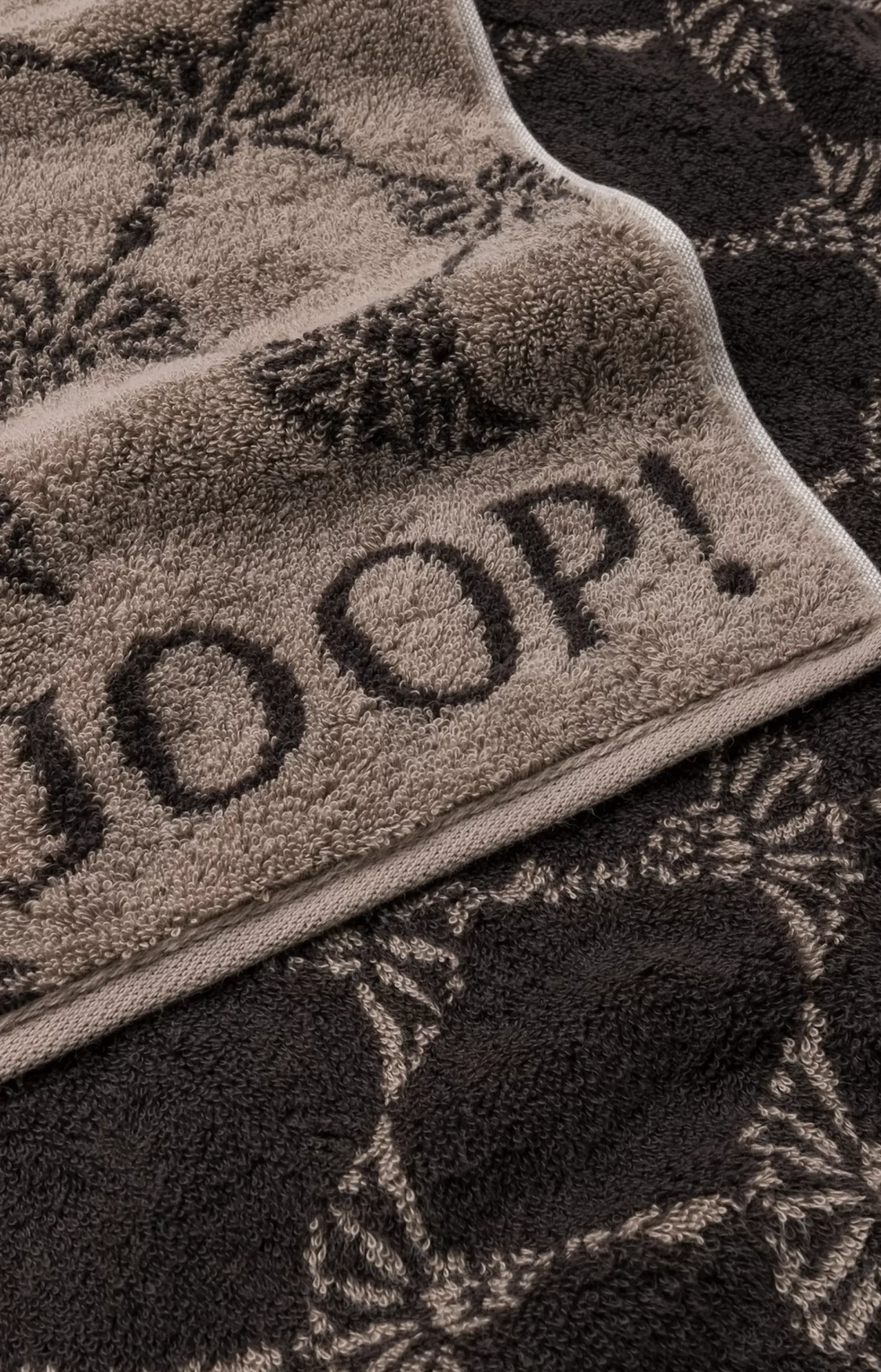 JOOP! CLASSIC CORNFLOWER Terrycloth Range in Mocha
