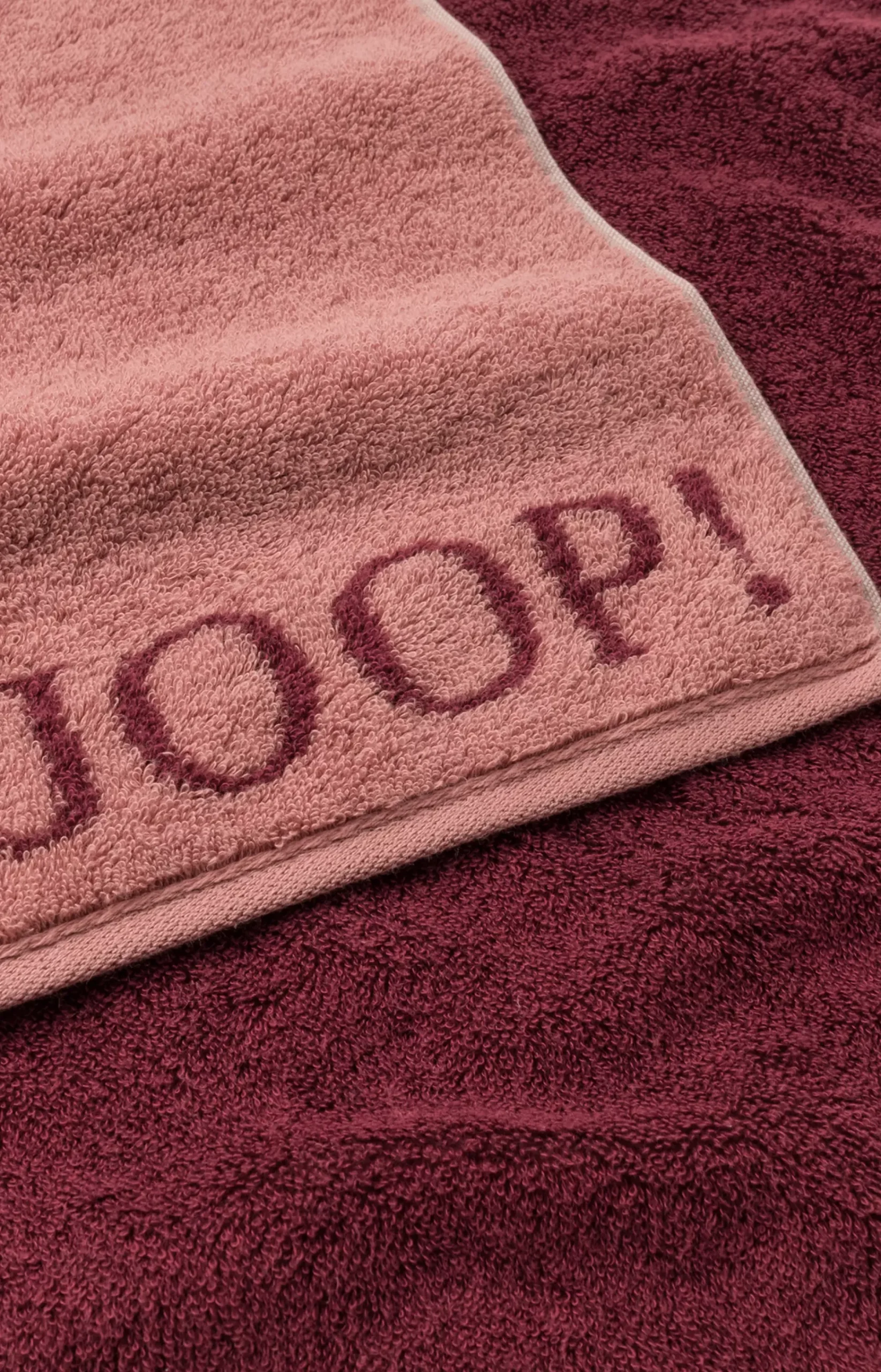 JOOP! CLASSIC DOUBLEFACE Terrycloth Range in Rouge