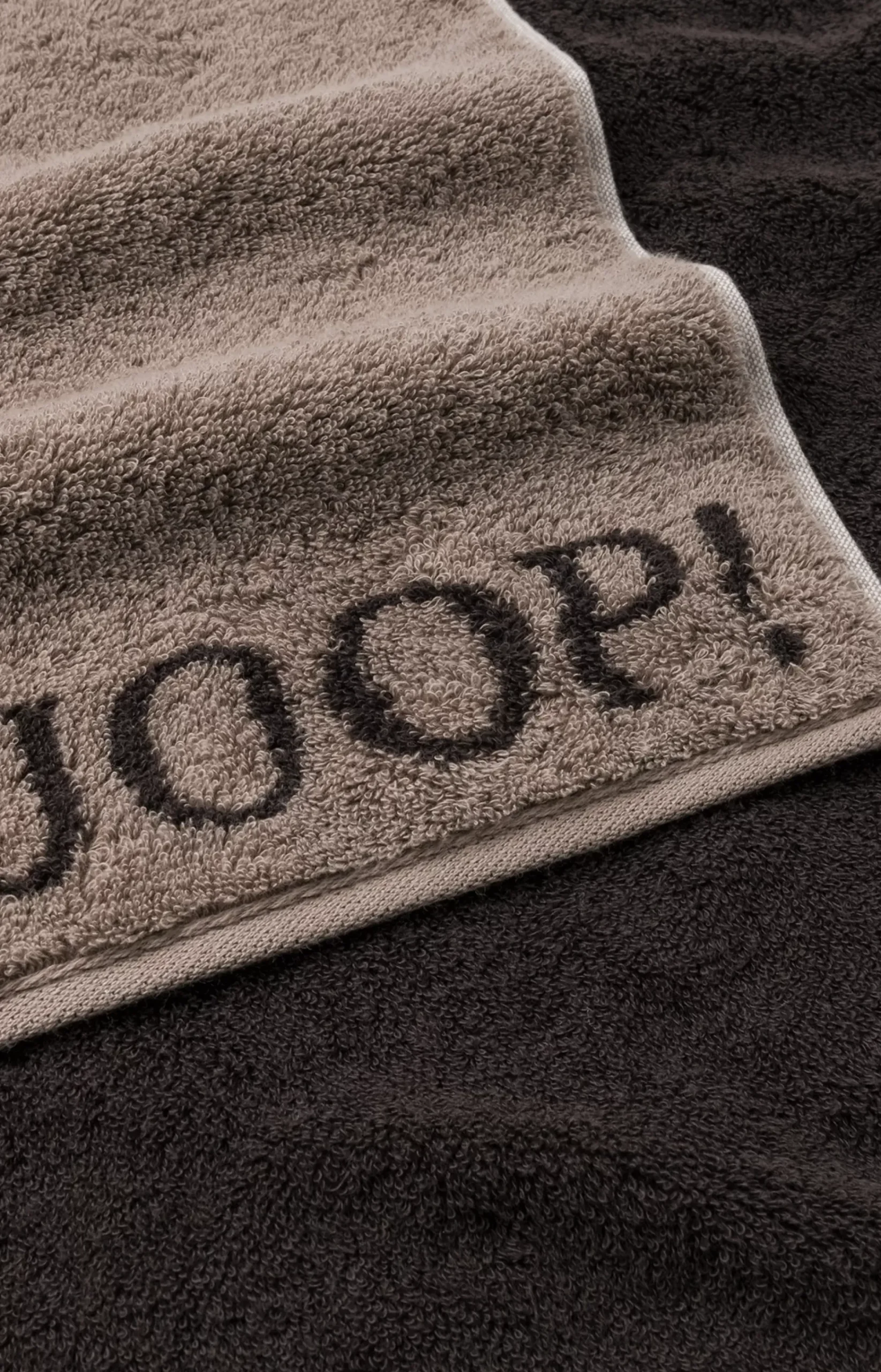 JOOP! CLASSIC DOUBLEFACE Terrycloth Range in Mocha