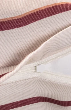 JOOP! SHUTTER Bed Linen in Rouge