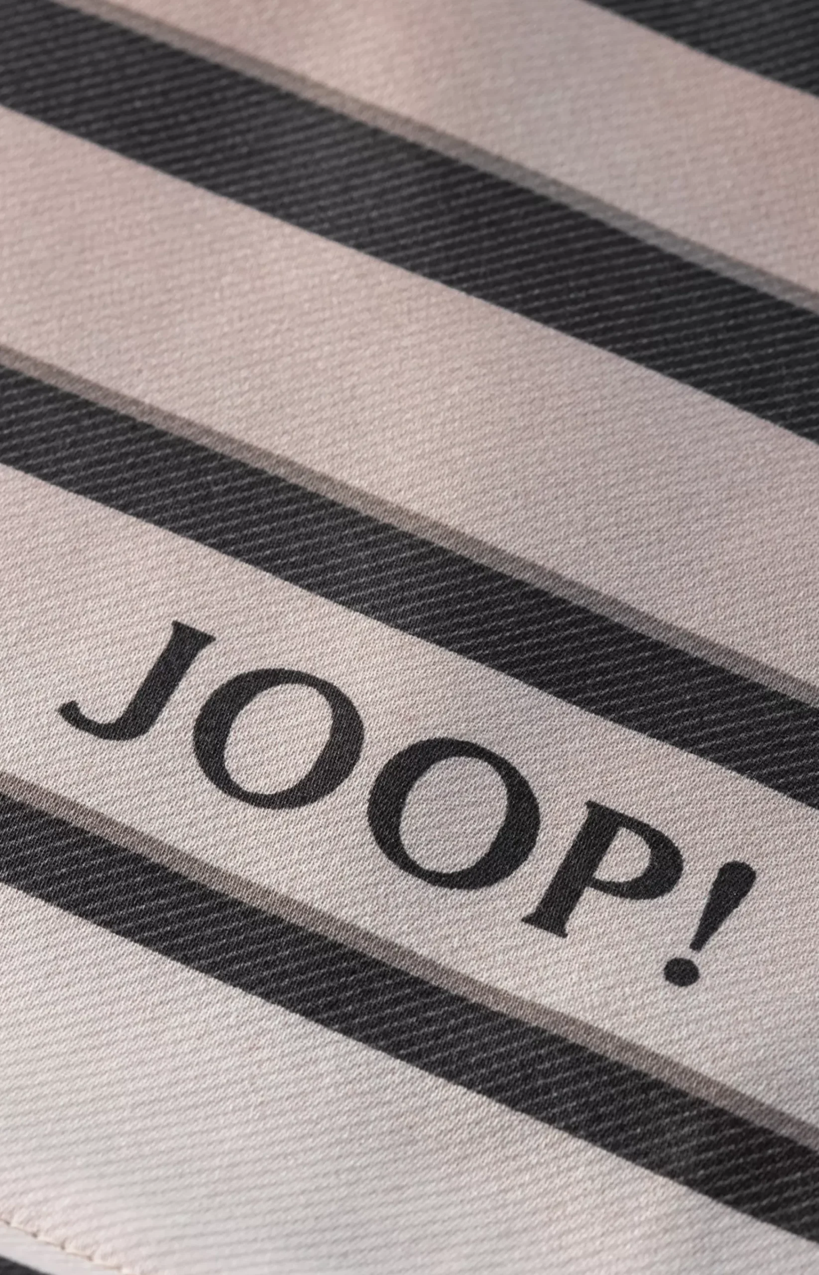 JOOP! SHUTTER bedlinen in stone
