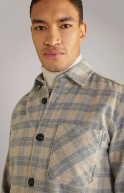 Kalan Flannel Shirt in a Grey/Beige Pattern