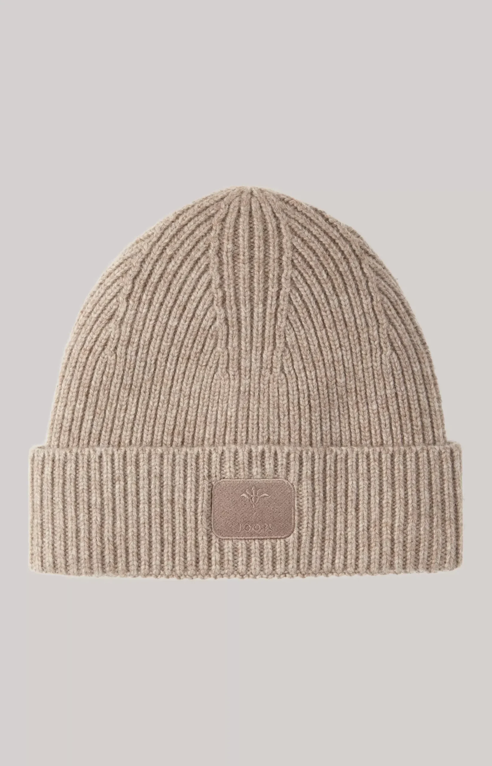 Knitted Beanie in Brown
