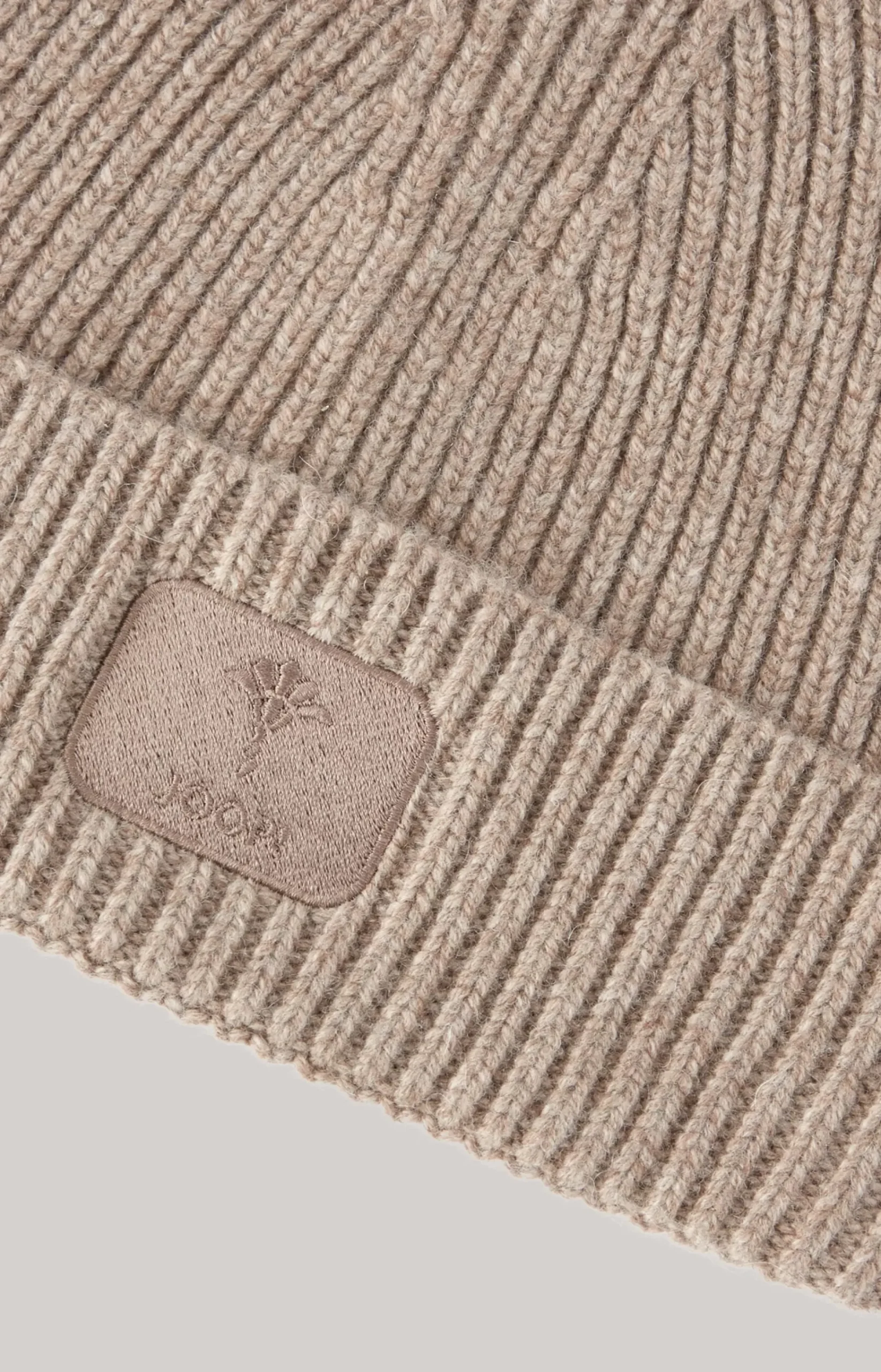 Knitted Beanie in Brown