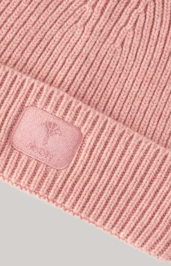 Knitted Beanie in Pink