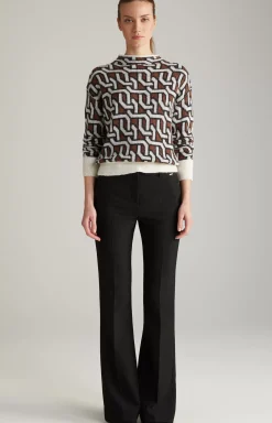 Knitted Pullover in a Cream/Brown/Black Pattern