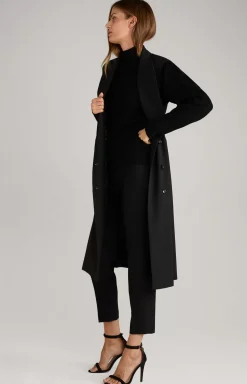 Knitted Pullover in Black