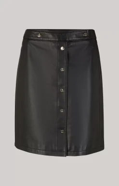 Leather Skirt in Black