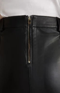 Leather Skirt in Black