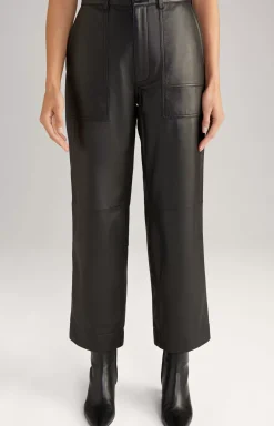 Leather Trousers in Black