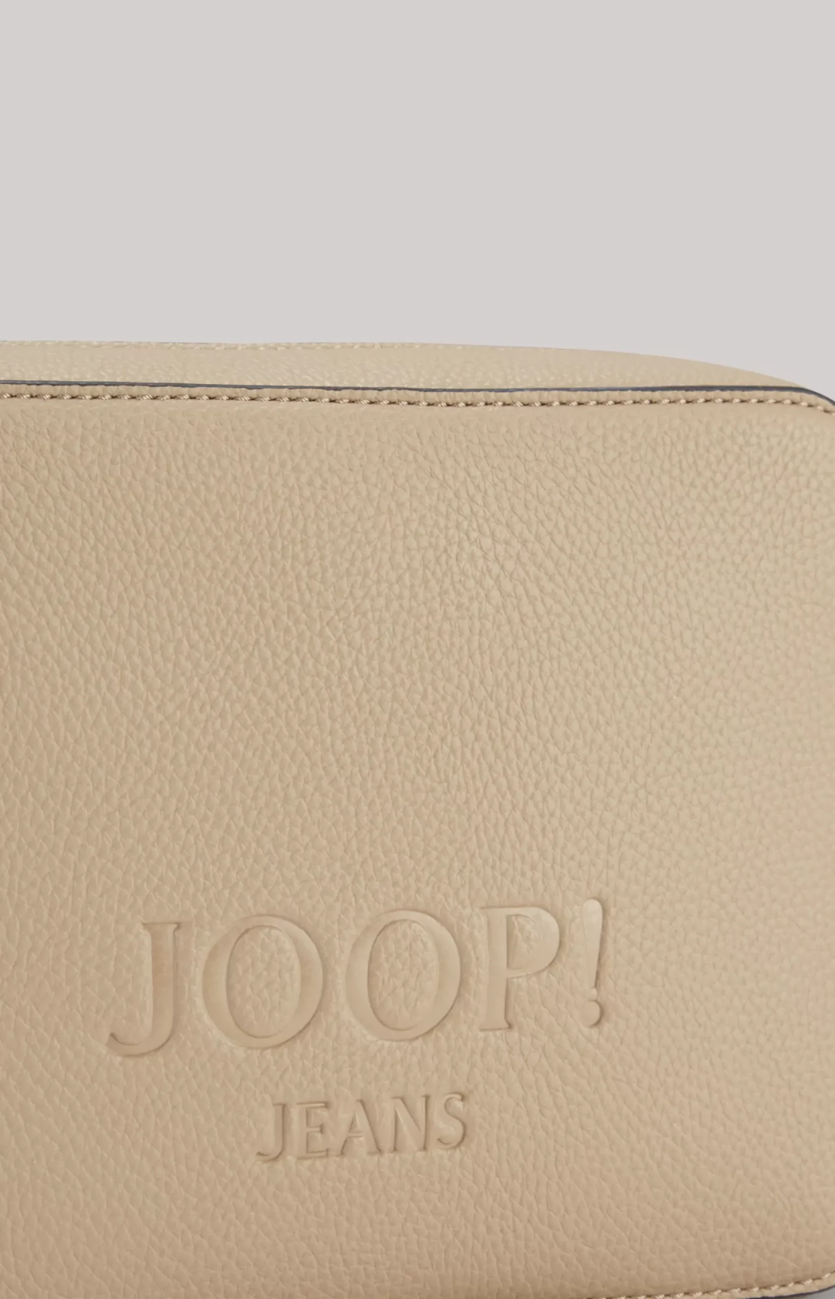 Lettera Cloe Shoulder Bag in Greige
