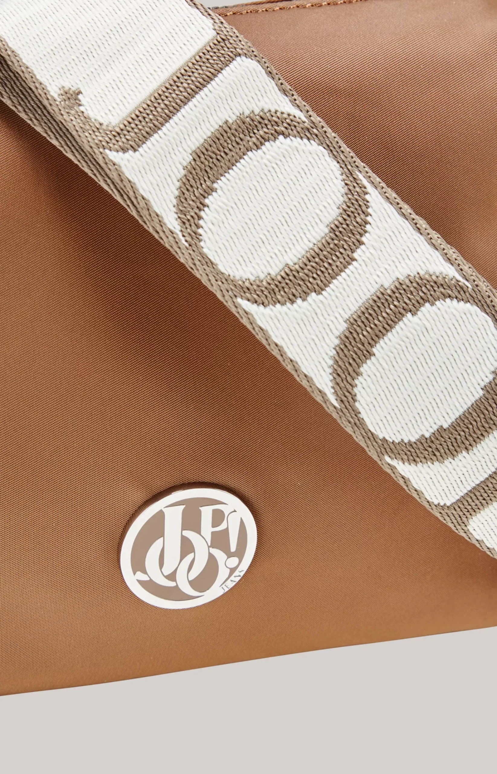 Lietissimo Loretta Shoulder Bag in Brown