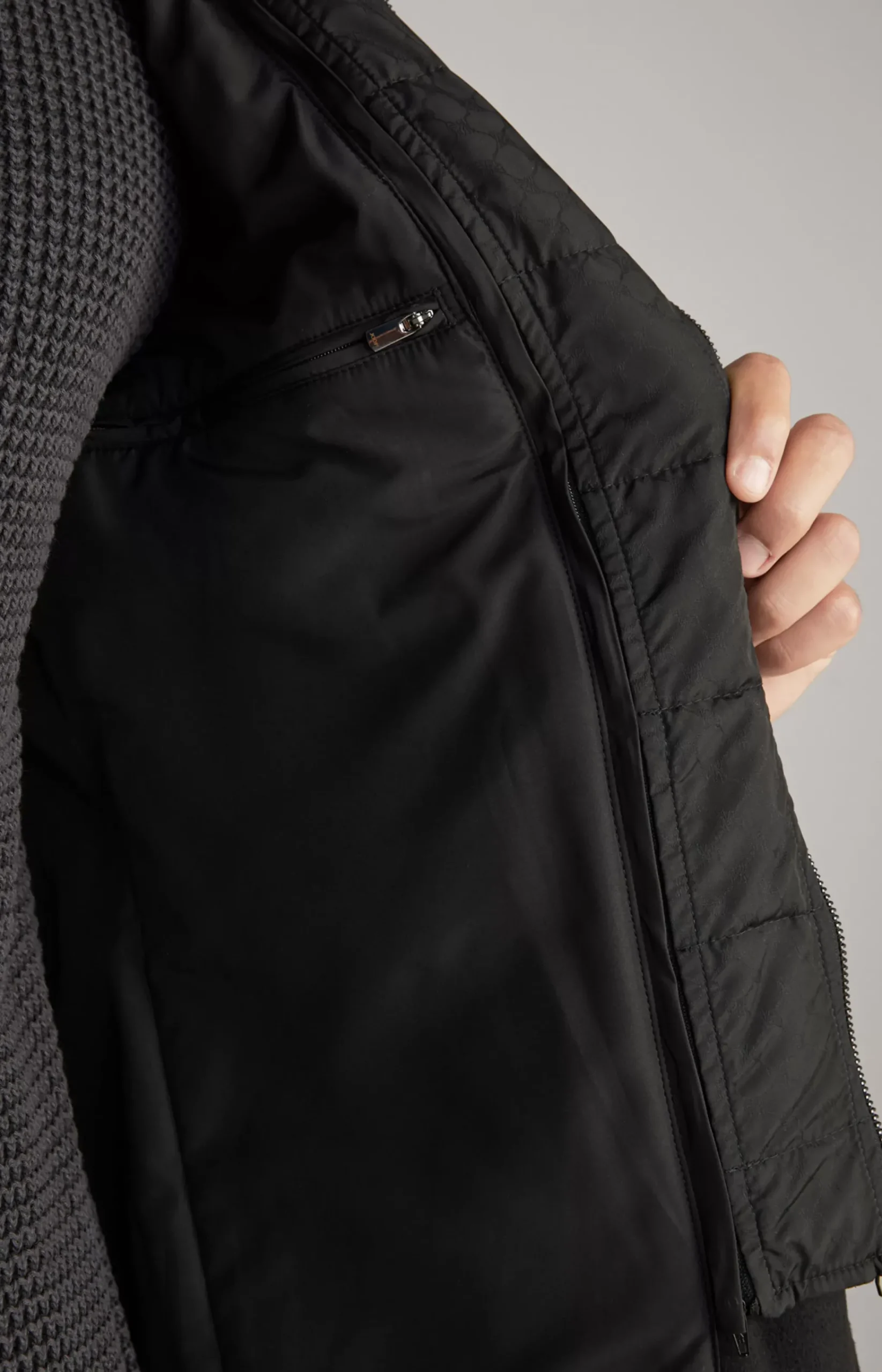 Mailor Coat in Black
