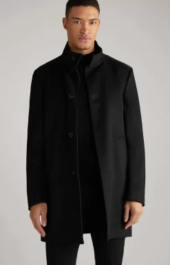 Maron Coat in Black