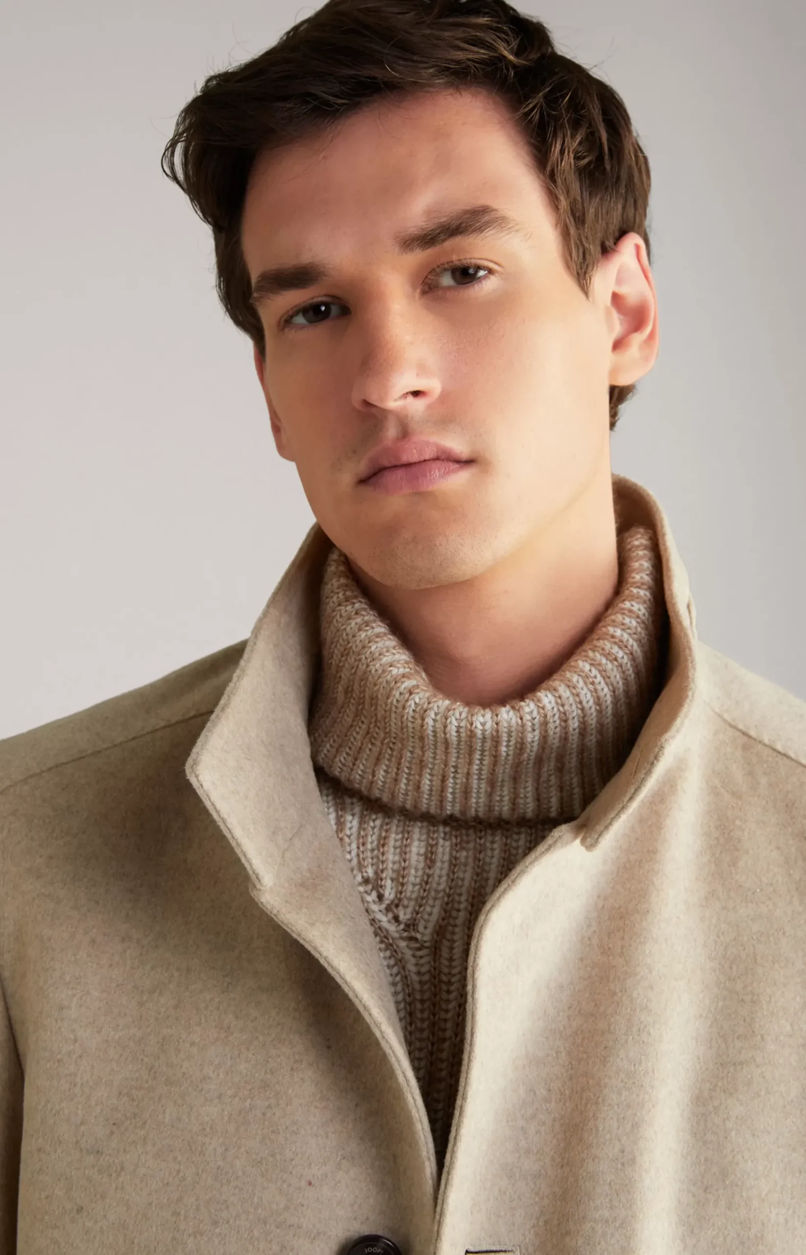 Maron Coat in Mottled Light Beige