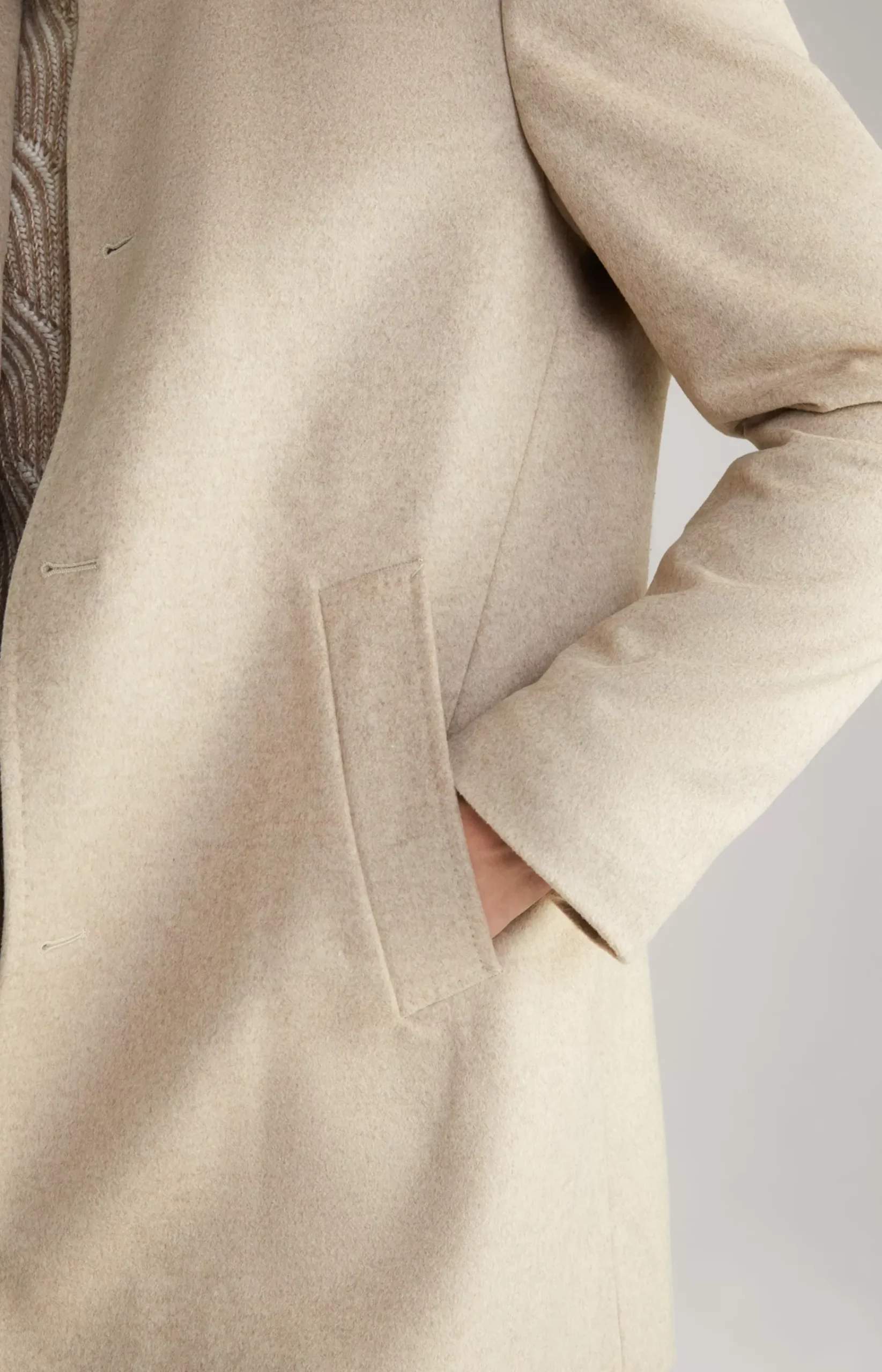 Maron Coat in Mottled Light Beige