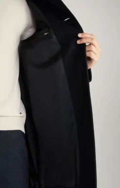 Maron Coat in Navy