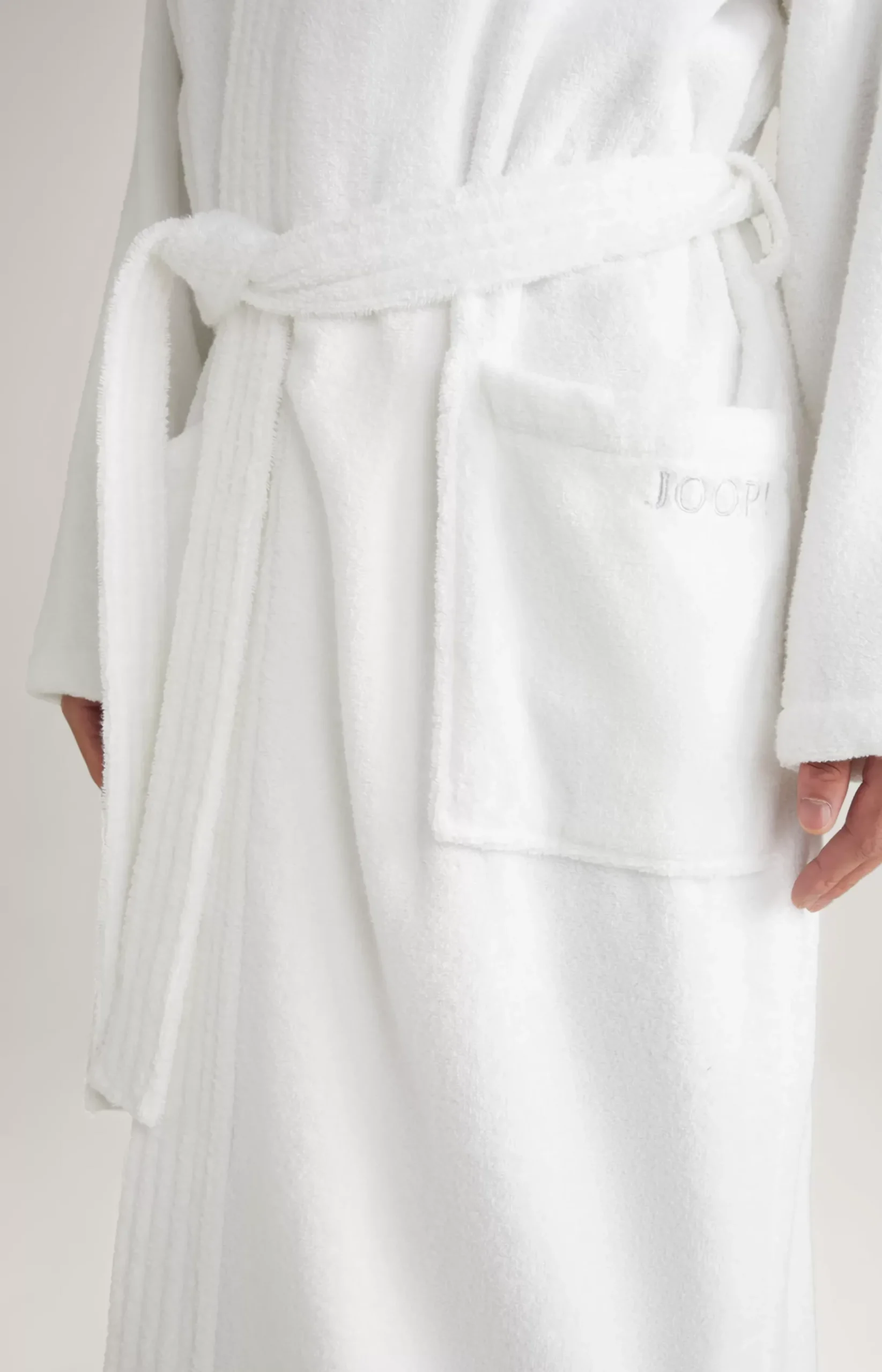 Men’s bathrobe in white