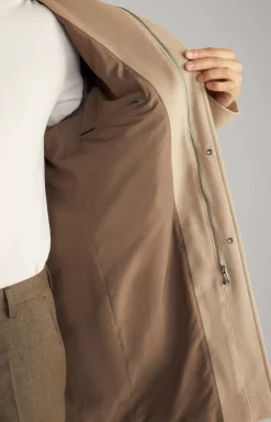 Meros Coat in Beige