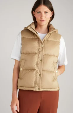 Nylon Quilted Waistcoat in Beige