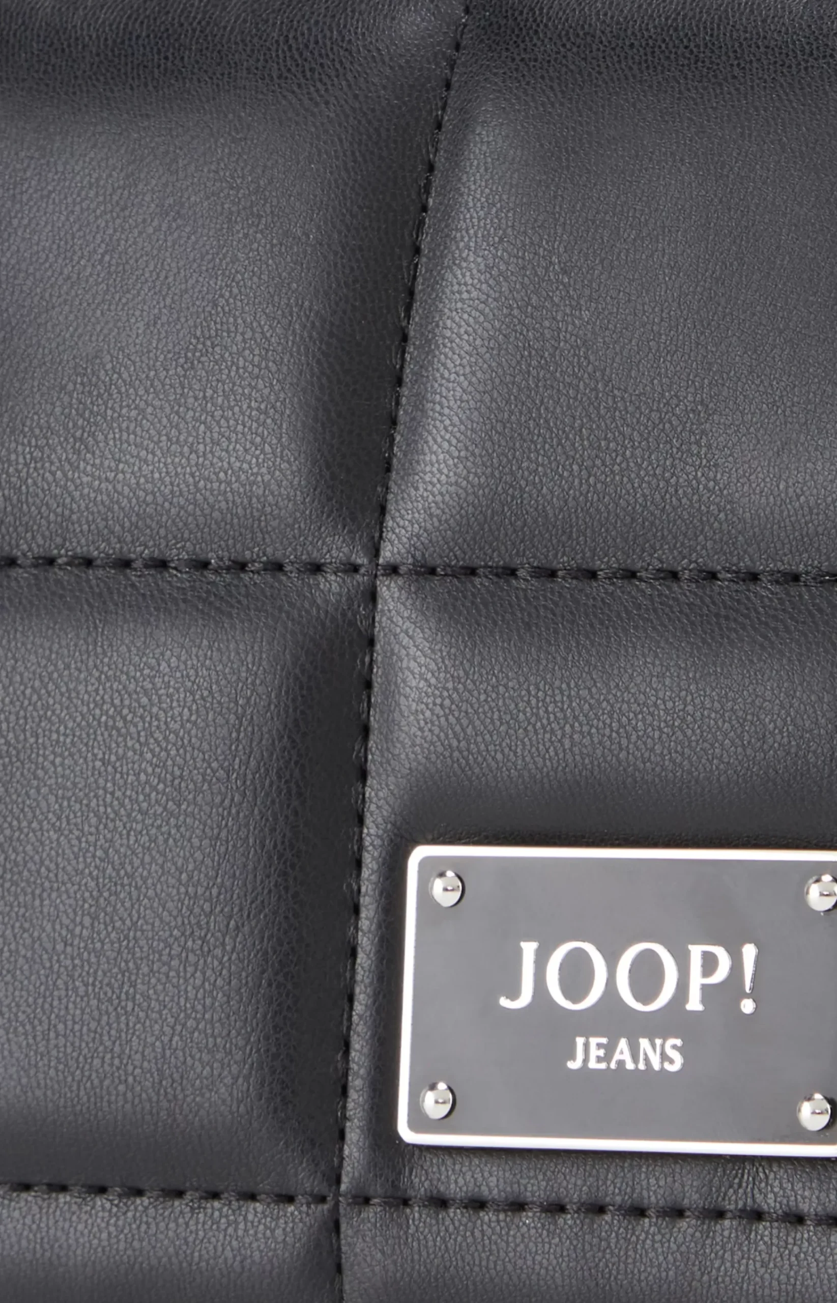 Ordine Luzi Shoulder Bag in Black