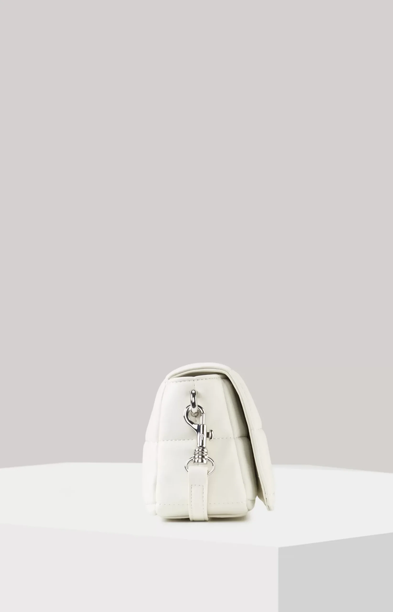 Ordine Luzi Shoulder Bag in Off-white