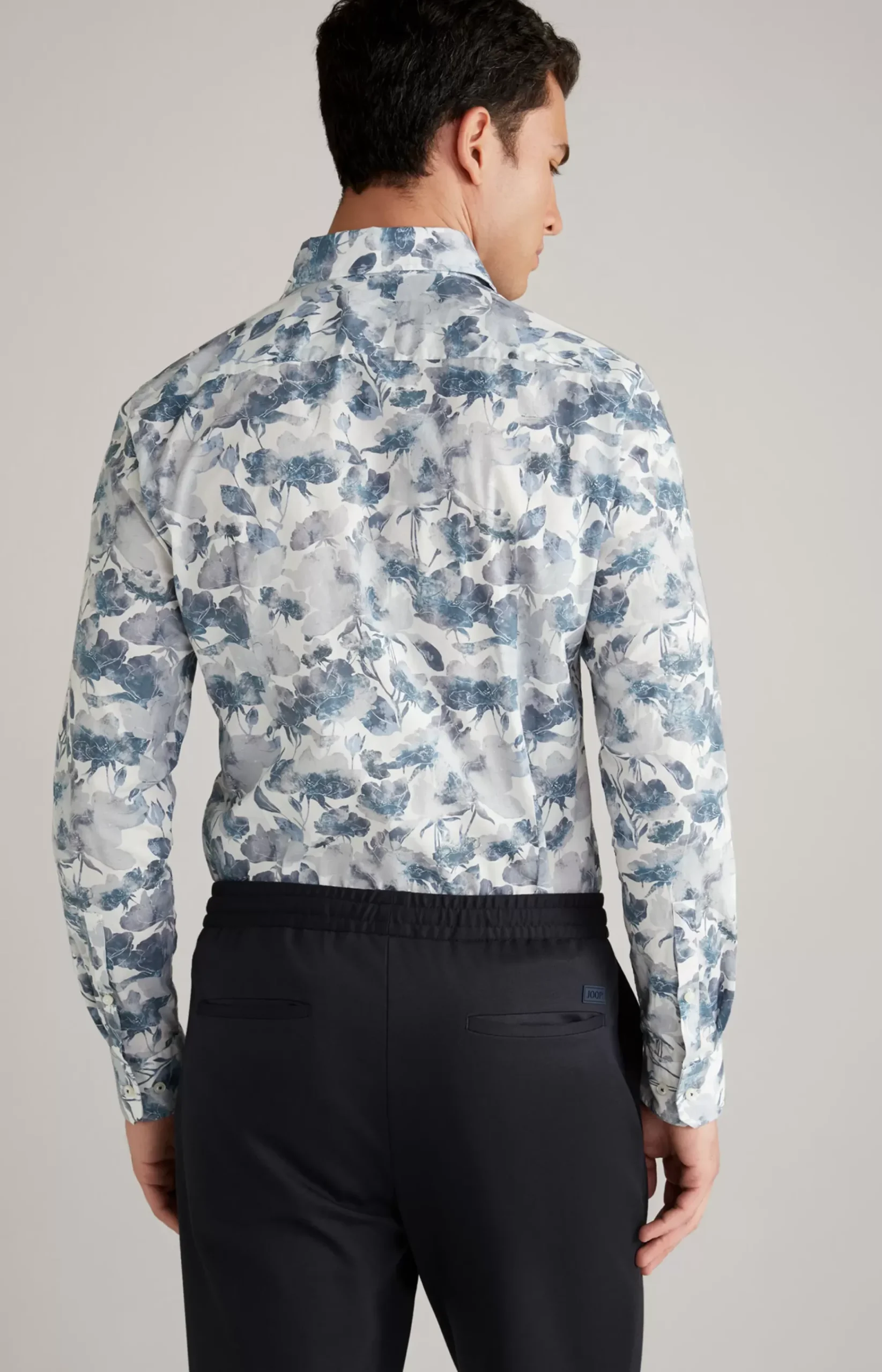 Pai Shirt in a Blue Pattern