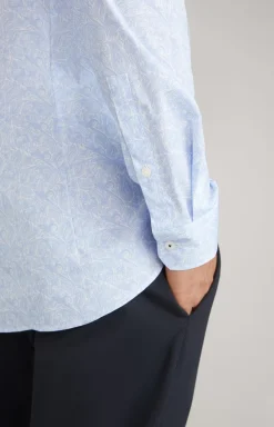 Pai Shirt in a Pastel Blue Pattern