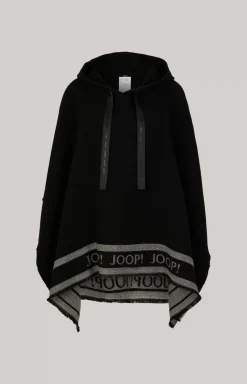 Poncho in Black