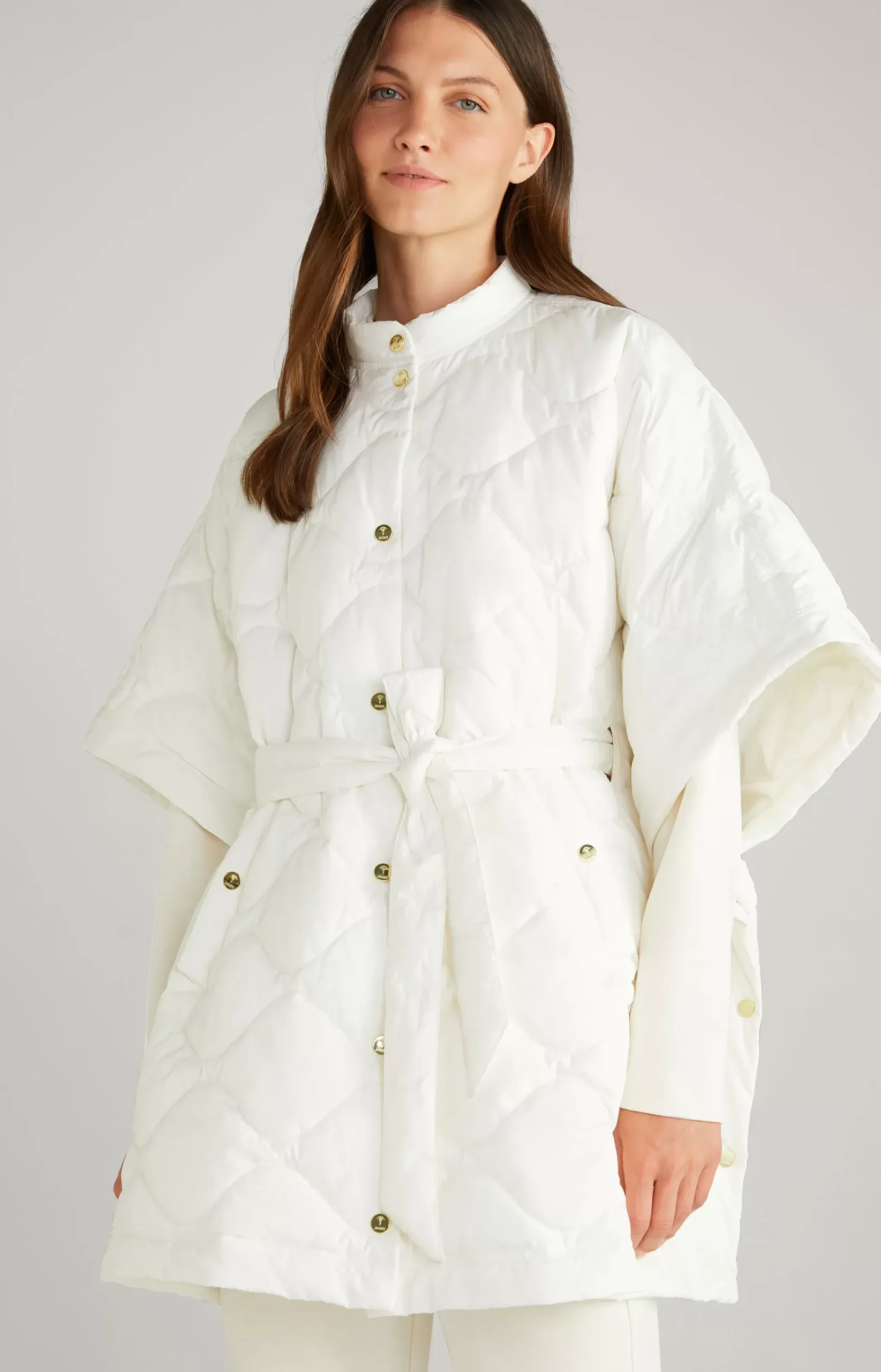 Quilted Cape Jacket in Off-white