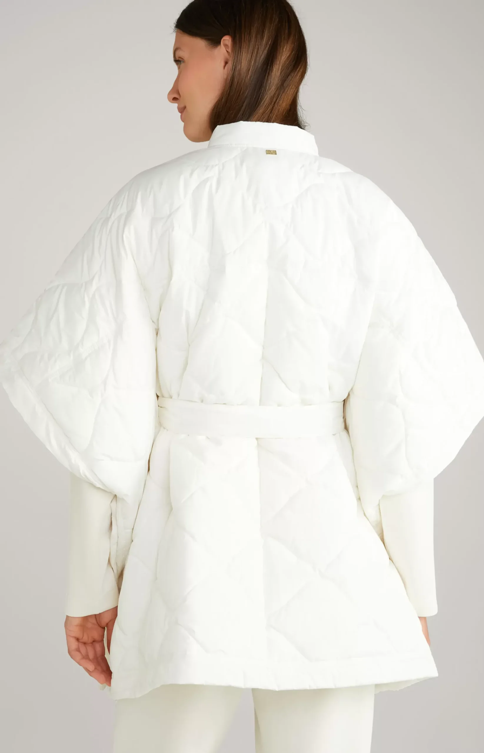 Quilted Cape Jacket in Off-white
