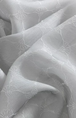 Ready-made gray gardenine Glare