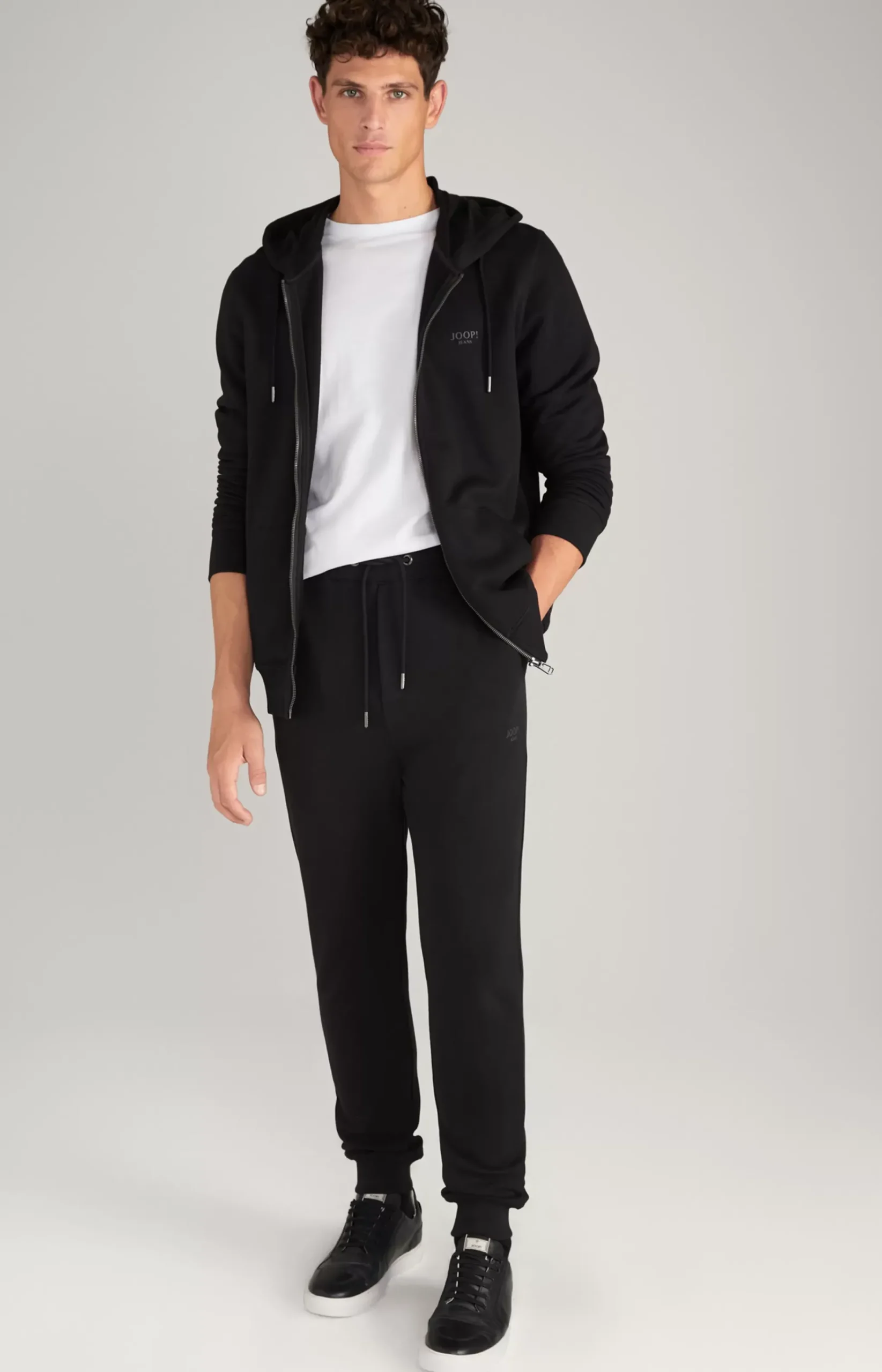 Salvatore Hoodie Sweatshirt Jacket in Black